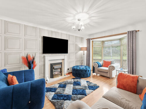 Kellie Place, Alloa, FK10 2DW