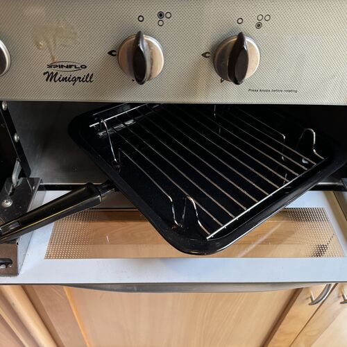 Elddis Avantgarde 100 Motorhome 5 Berth - 2002 Peugeot Boxer 2.0HDi