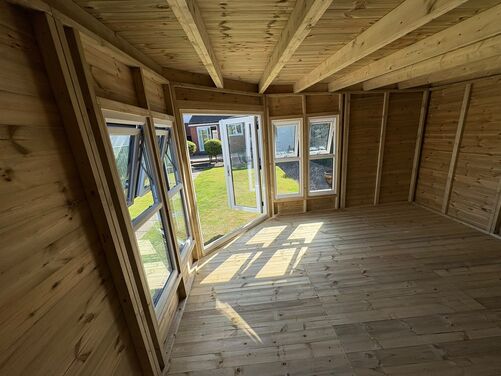 14x14 Corner Summer House