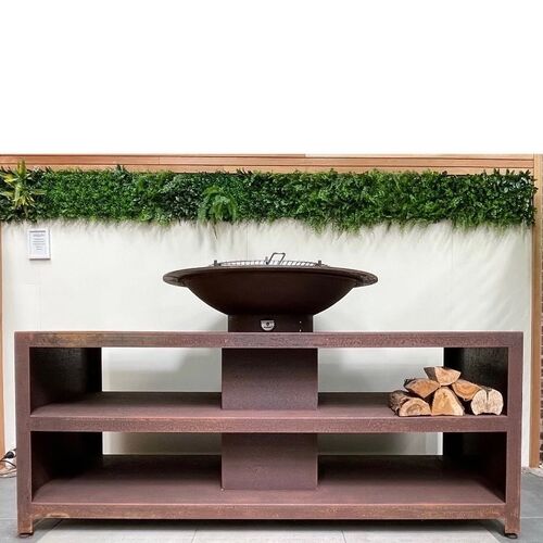 Outdoor Kitchen