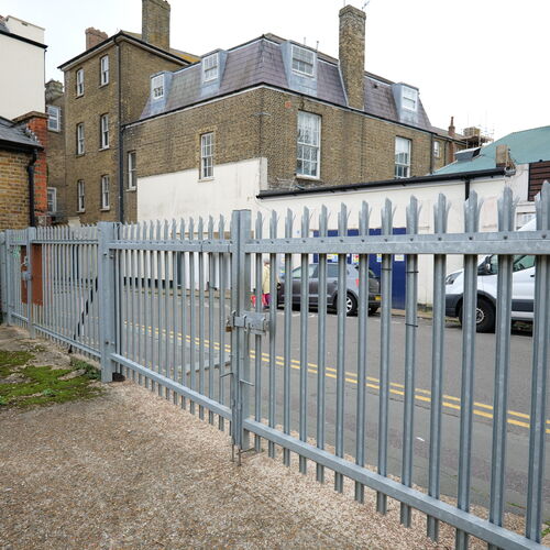 Freehold Town Centre Shop Investment