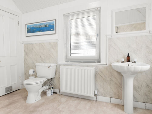 Russel Street, Falkirk, FK2 7HU