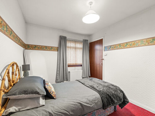 Nevis Crescent, Alloa, FK10 2BN