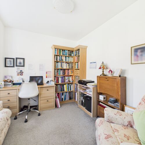 16 Martnaham Way, Alloway