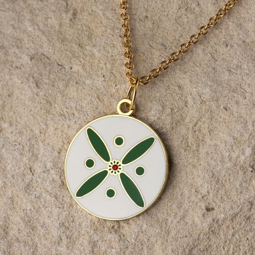 Round Pendant. The Persian Cross. Green on White with 1 Central Red Stone.