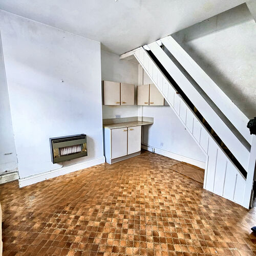 2-Bed Mid-Terrace House For Sale