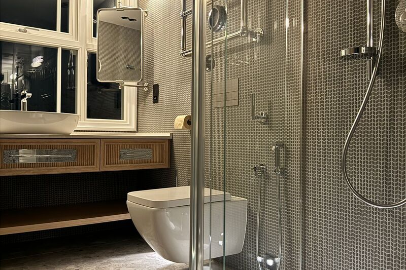 Home Renovations | West360 Construction Ltd | Premium Construction &amp; Renovations in London | Building Contractors London, Cambridge and Oxford | Bathroom and Kitchen Renovations London UK
