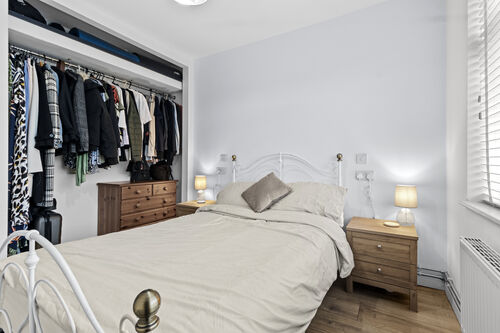 Glen Close, Polegate