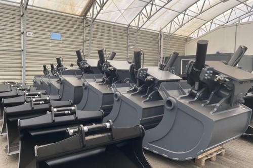 Scandinavian Style Hydraulic Tilting Grading Buckets | LAS Equipment LTD | Excavator &amp;amp; Wheel Loader Buckets UK | Excavator &amp;amp; Wheel Loader Attachments UK | Wear Parts UK