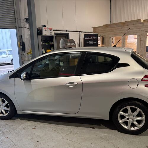 2013 (13) PEUGEOT 208 ACTIVE 1.4 3 DOOR 