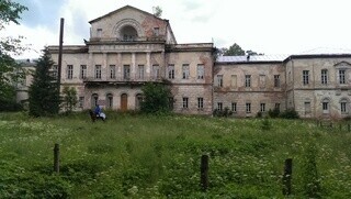 Aleksino and the lost splendour of the Baryshnikovs