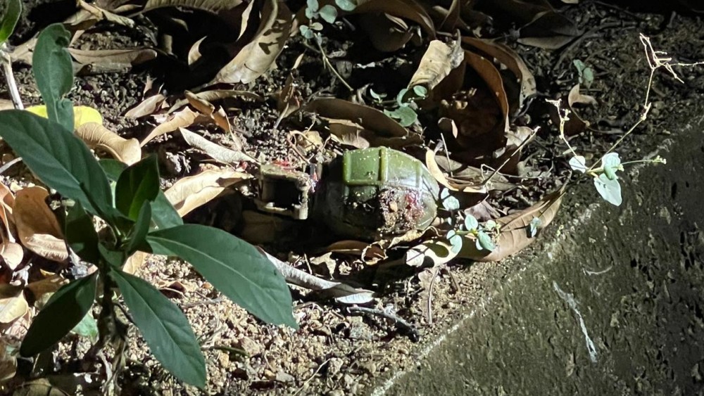 காத்தான்குடியில் கைக்குண்டு மீட்பு - பொலிஸார், படையினர் விசாரணை