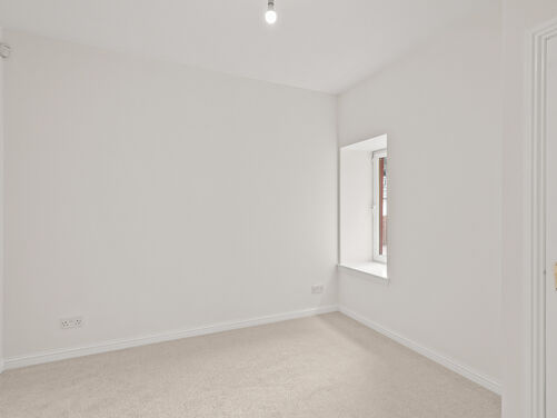 Flat 3, Kenmore House, Quarry Brae, Brightons, FK2 0SX