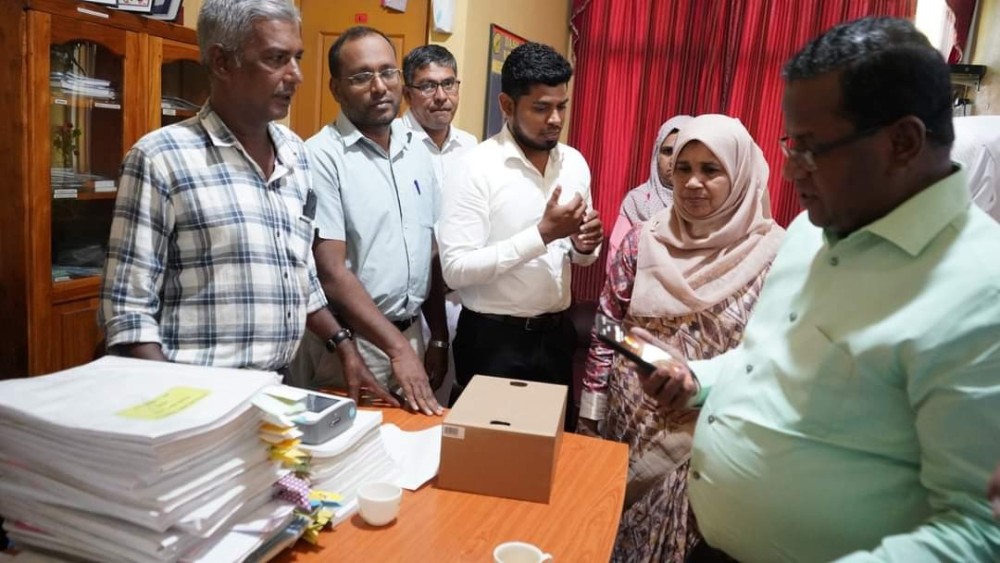 நிந்தவூர் ஆதார வைத்தியசாலை மகப்பேற்று விடுதிக்கு வழங்கப்பட்ட ECG Machine 