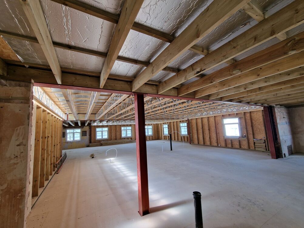 New 3x1 bedroom flats above commercial premises