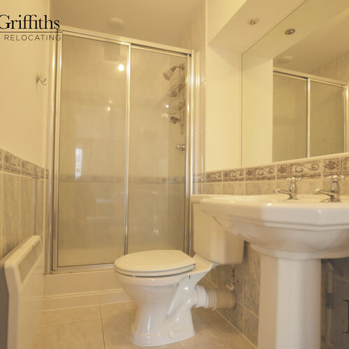 Renting in Cardiff - 3 Bedroom Duplex Penthouse Apartment, Cardiff Bay