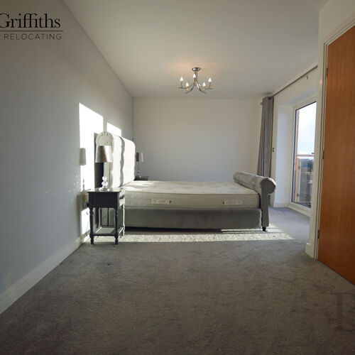 Renting in Cardiff - 2 bedroom apartment, Century Wharf, Cardiff Bay