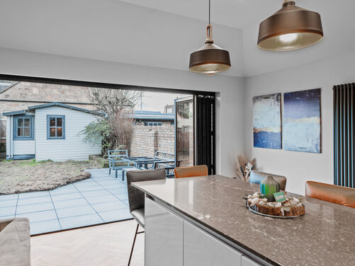 George Street, Falkirk, FK2 7EY