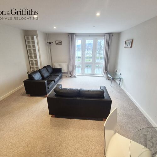 Renting in Cardiff - 2 Bedroom Apartment, Cardiff Bay