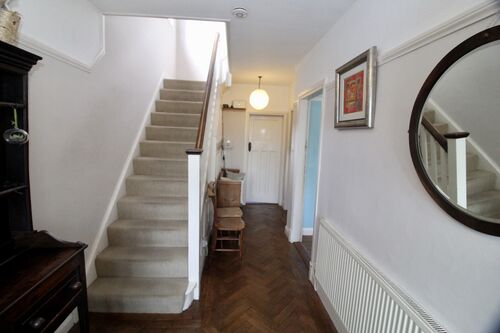 Loughborough Road, Birstall, LE4 3EE