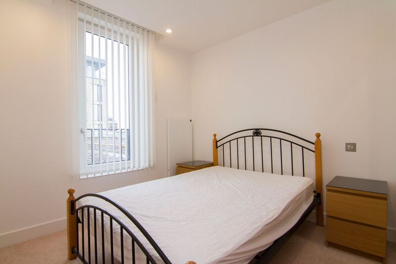 HAYES APARTMENTS CARDIFF CITY CENTRE FURNISHED ONE BEDROOM APARTMENT