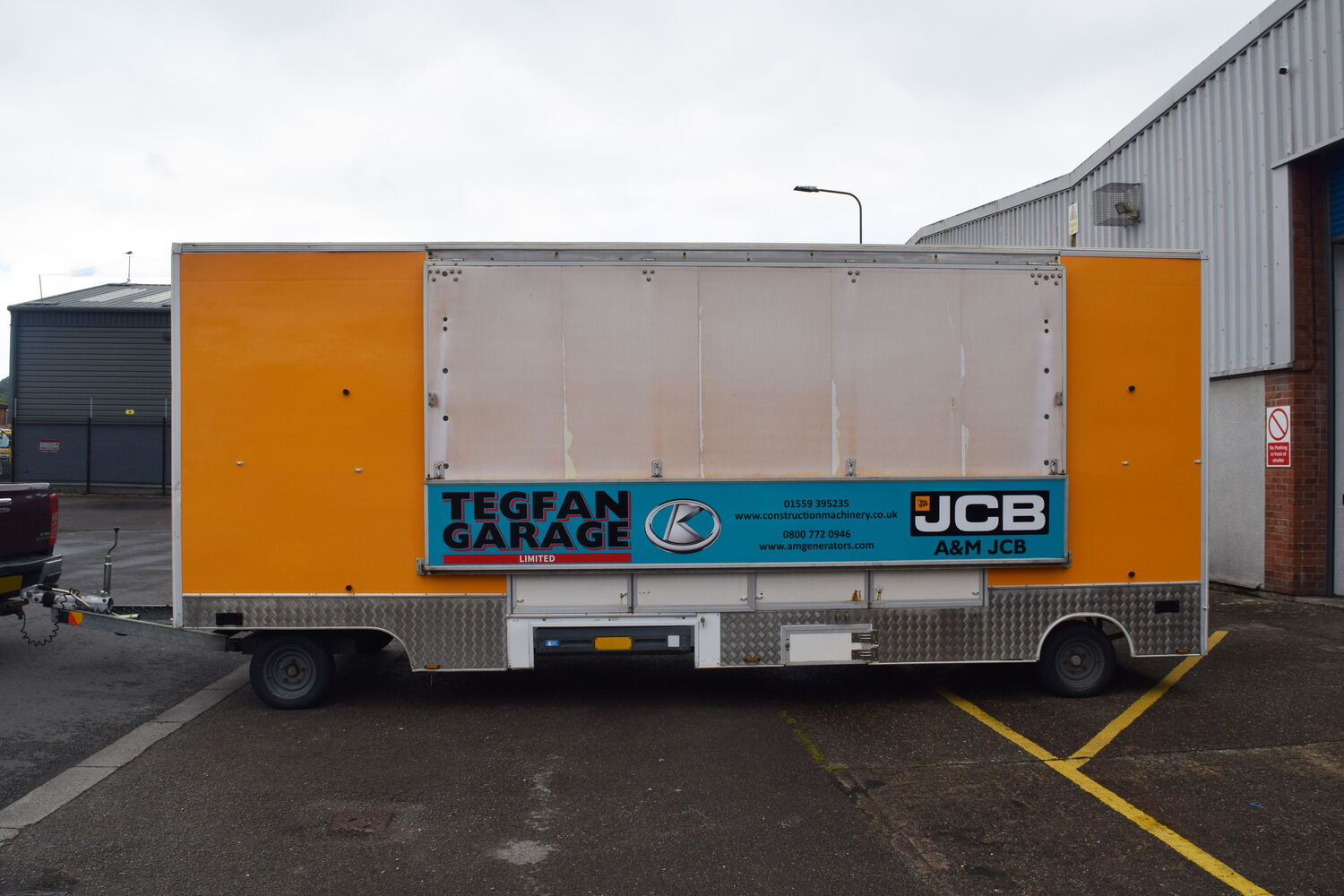 A & M Motors - Exhibition Trailer