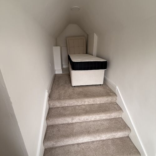 OLD WOLVERTON - 3 BEDROOM BARN CONVERSION