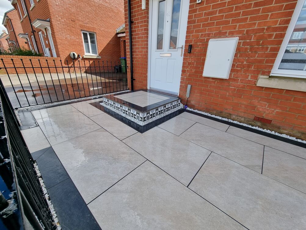Gallery | Hd Landscaping | Landscape Gardening | Garden Maintenance Leighton Buzzard | Garden Design Bedfordshire