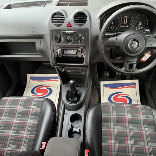 2014 (64)reg VW Caddy 1.6TDi Camper Van 2 Berth - Pro Conversion - High Spec