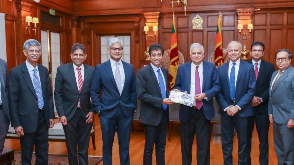 விஷன் 2030 ஜனாதிபதிக்கு கையளிப்பு