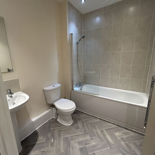 BROWNE WILLIS CLOSE, BLETCHLEY - 2 BEDROOM 2 BATHROOM