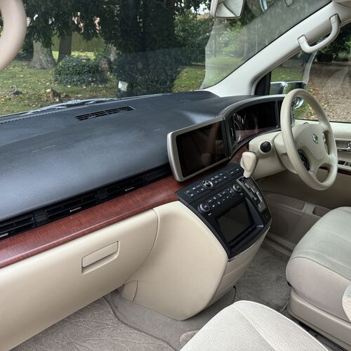 2005 Nissan Elgrand 2.5V6 Camper Van JAL Pro Conversion - 49732 Miles