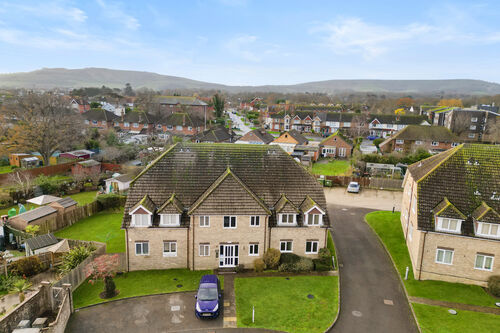 Honeycrag Close, Polegate