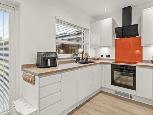 Hawley Road, Falkirk, FK1 1SW