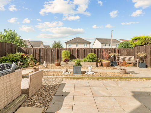 Dundee Place, New Carron, FK2 7SA