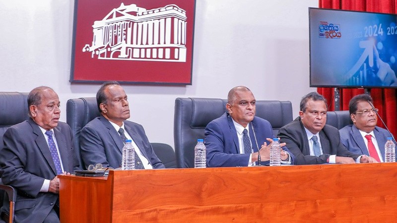 பொதுப் போக்குவரத்து சேவைக்கு இலத்திரனியல் பயணச்சீட்டு