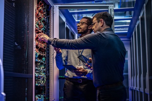 Navigating Career Growth: Setting and Achieving Your Goals