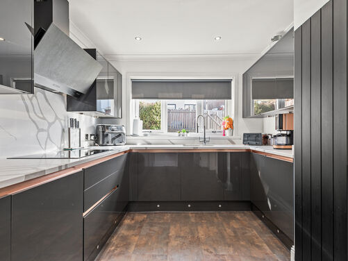 Dunvegan Avenue, Stenhousemuir, FK5 4TF