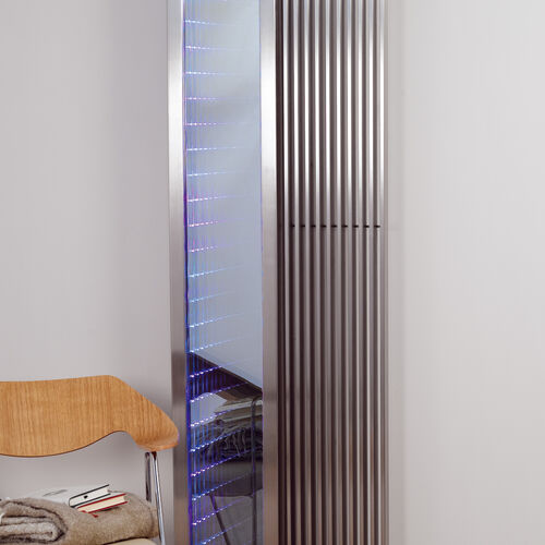 BRUSHED STEEL FINISH