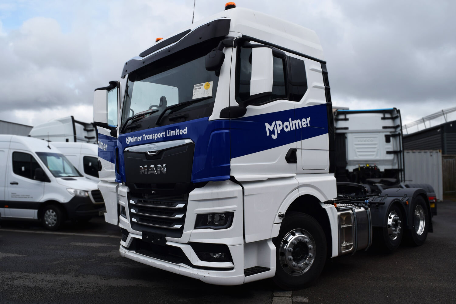 MJ Palmer - 2x MAN TGX