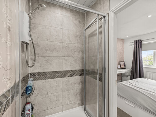 James Smith Avenue, Maddiston, FK2 0FP
