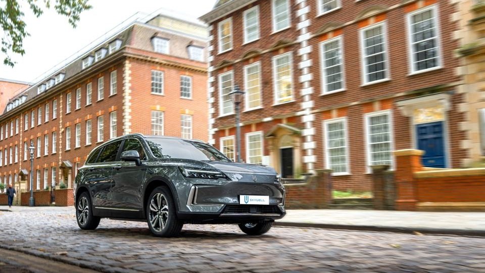 Skywell BE11 electric SUV customers are being offered 15,000 miles of free public charging