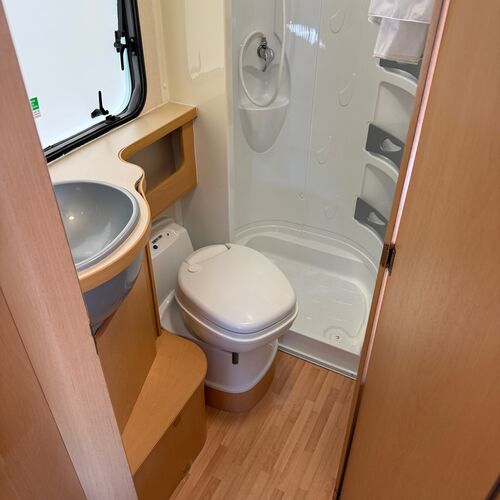 2007 Roller Team 595P Motorhome - Fixed Bed - LHD Left Hand Drive - Ford Transit 2.2 TDCi