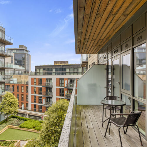 Dashwood House, Dickens Yard, London, W5
