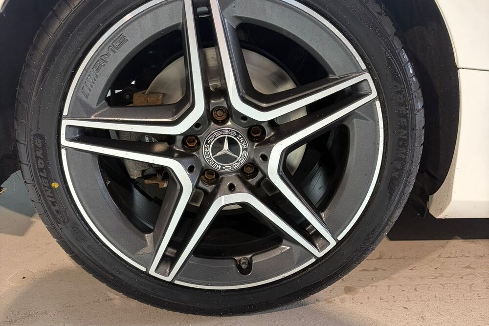 MERCEDES-BENZ C CLASS C200 AMG Line