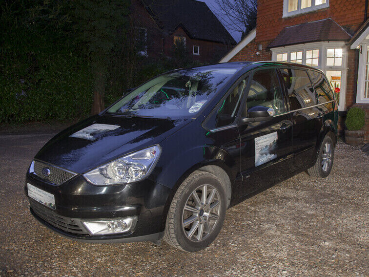 Airport Transfers & 24 hour bus