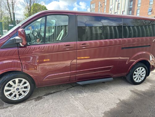 Ford Tourneo Custom Auto 8 Seater