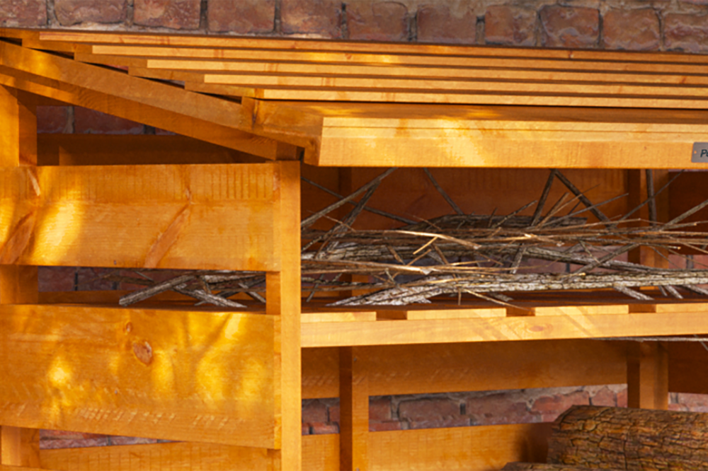 Log Store 4x2 With Shelving