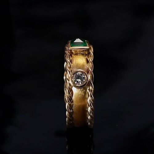 Gallery | Aura Jewellers | Jewellery repairs and alterations, Brownhills | Jewellery specialists, West Midlands Jewellers | Bespoke jewellery, Hand engraving, Valuations