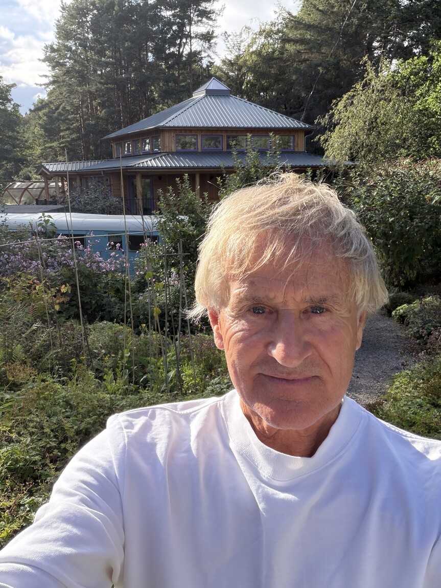About | Michael Currie. Energy Healing | Energy Healer London | Energy Healer UK